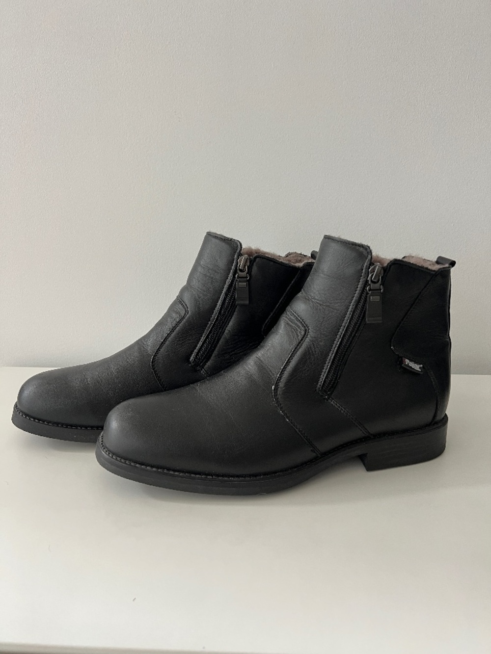 Pajar Men's Bili Boot - Never worn - Size 9